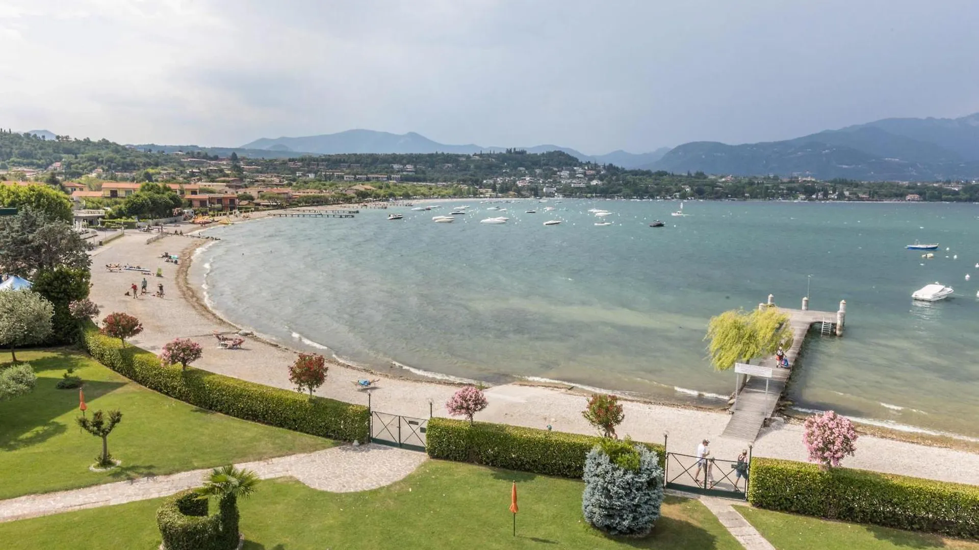 Residence Gigi Complex Manerba Manerba del Garda Italy